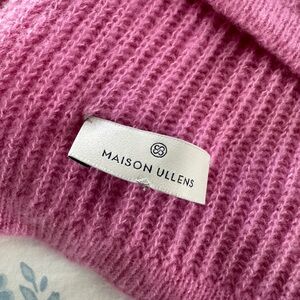 Maison Ullens Pink cashmere scarfs